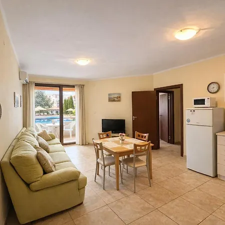 Apollon-5 Family 2bdr Appartement Nesebar