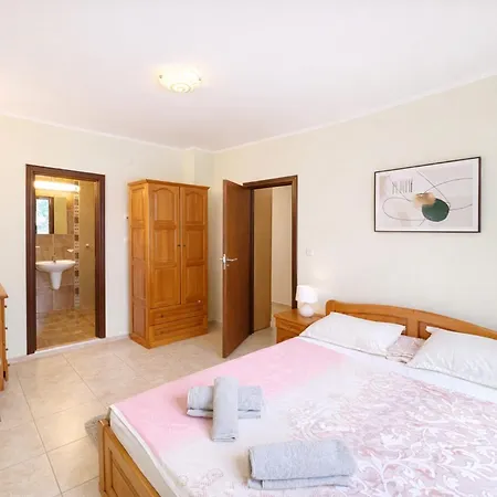 Apollon-5 Family 2bdr Nesebar